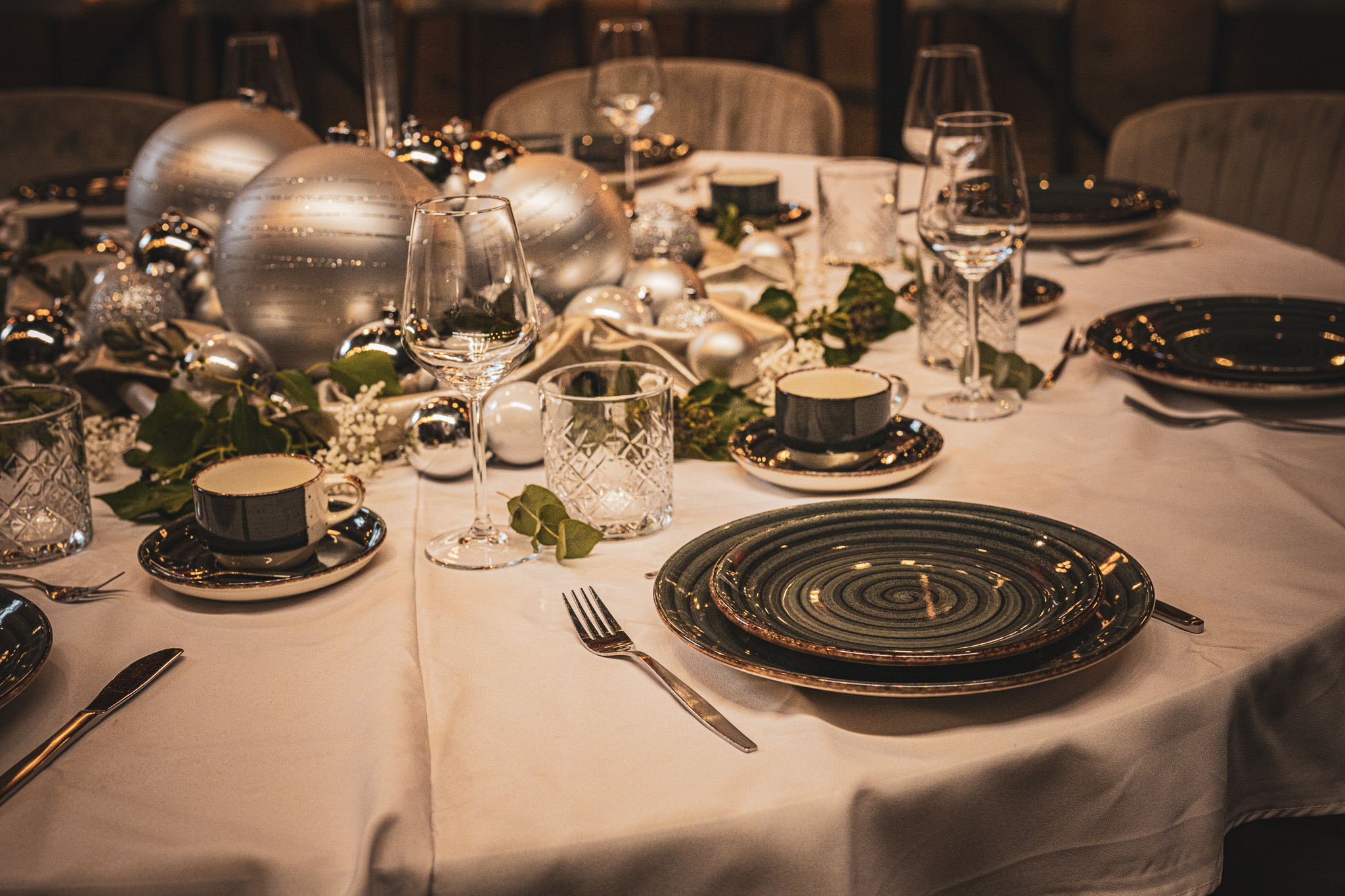 Antraciet kop en schotel